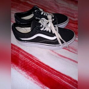 Vans men's 5.5 and women's 7 shoes